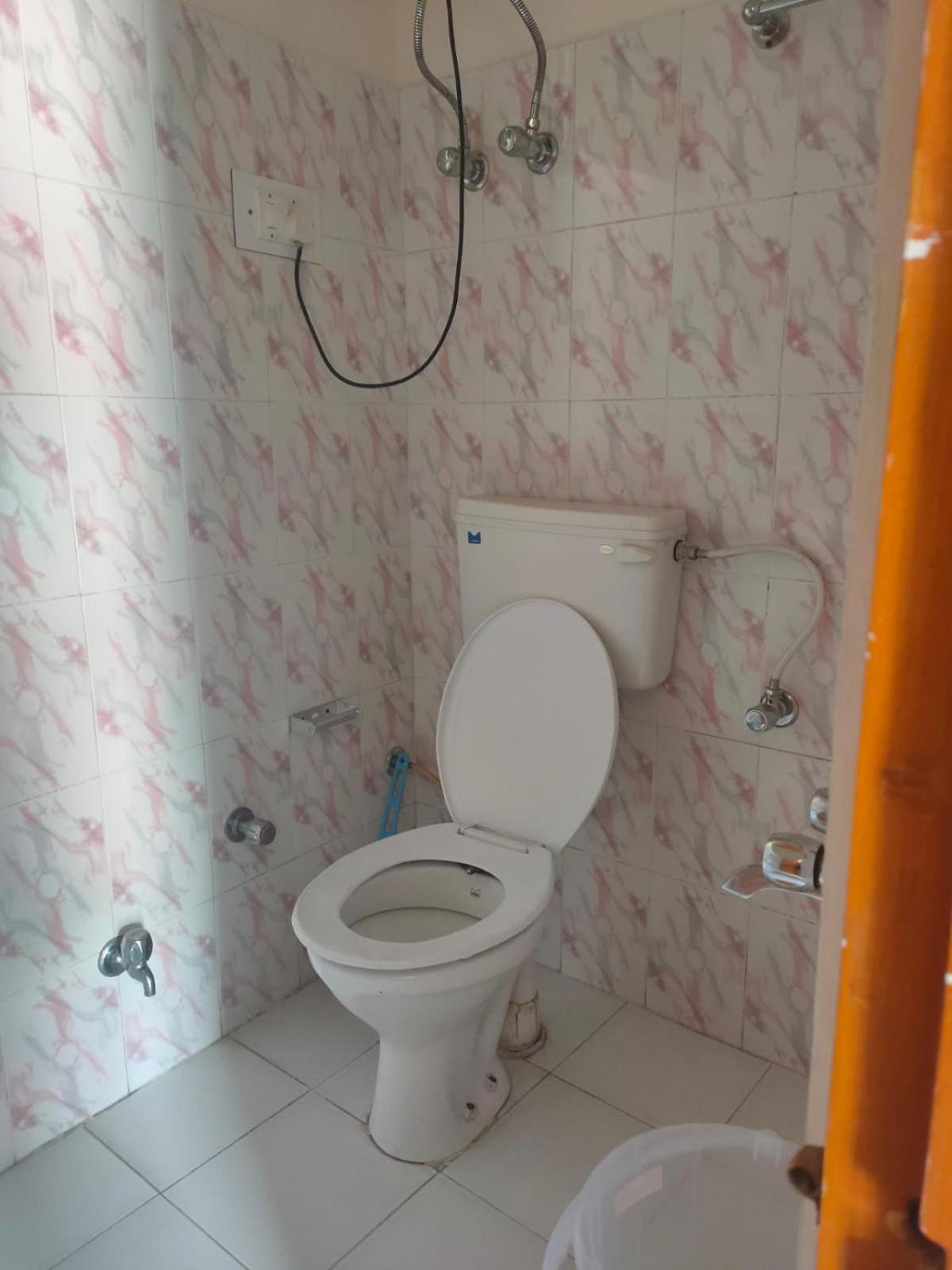 Roop Mountain Homestay Manāli Szoba fotó